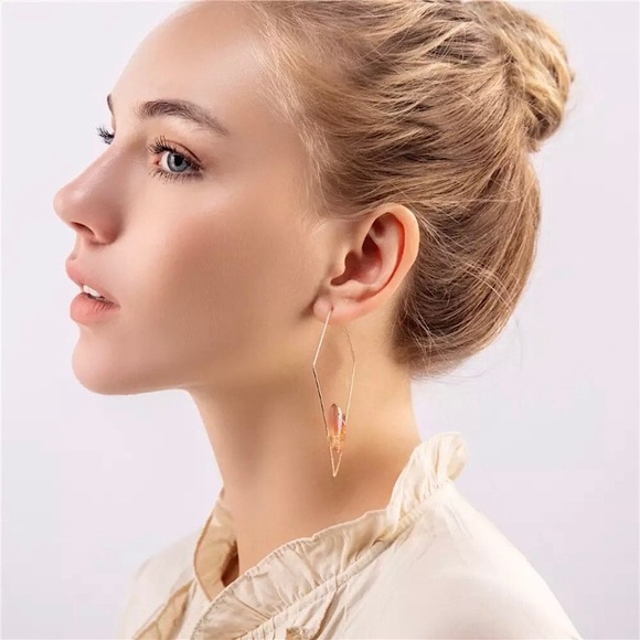 Geometric Quartz Crystal Wired Hoop Boho Earring - Picture 6 of 16